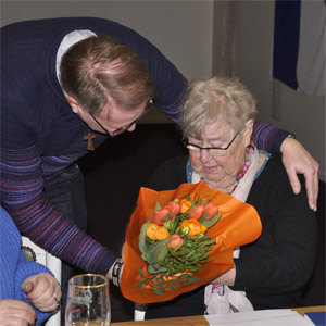 En bild som visar inomhus, m�bler, matsalsbord, bord

Automatiskt genererad beskrivning