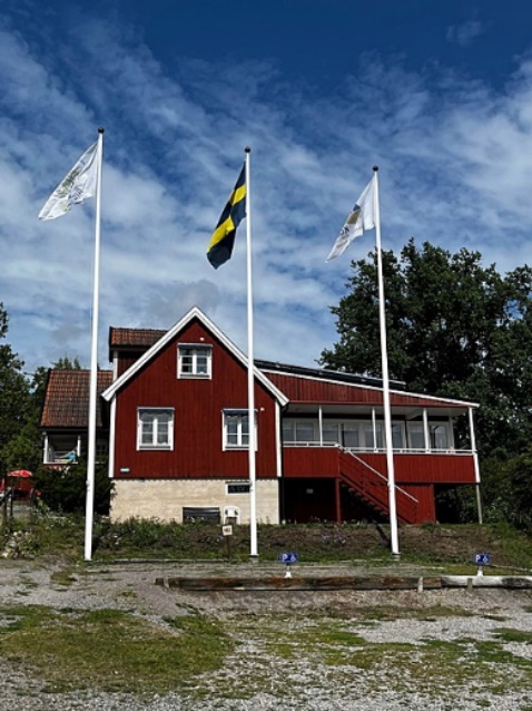 En bild som visar utomhus, moln, b�t, himmel